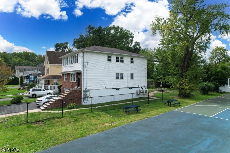 40 Johnson Ave