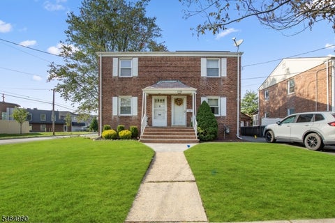 Photo for 1118 W Henry St