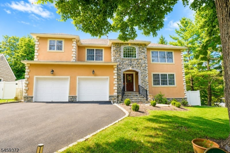 19 Westover Rd