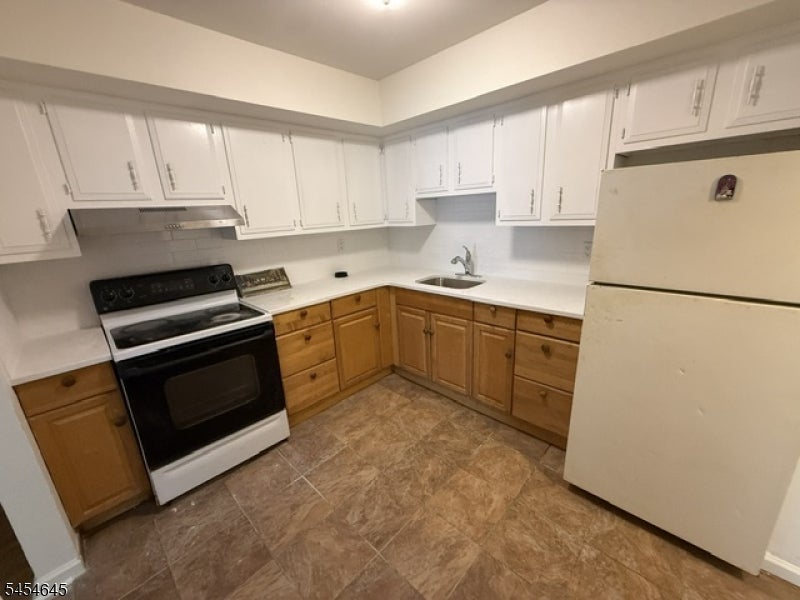 118 Main St 2