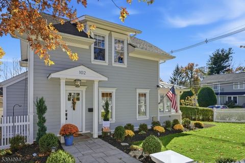 Photo of 102 Center Ave, Chatham, NJ 07928 (MLS # 3996278)