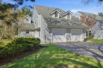15 Century Ct Montville Twp. NJ 07045