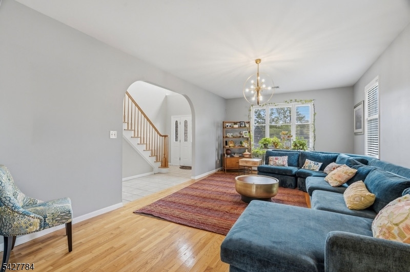 20 Greenbriar Ct