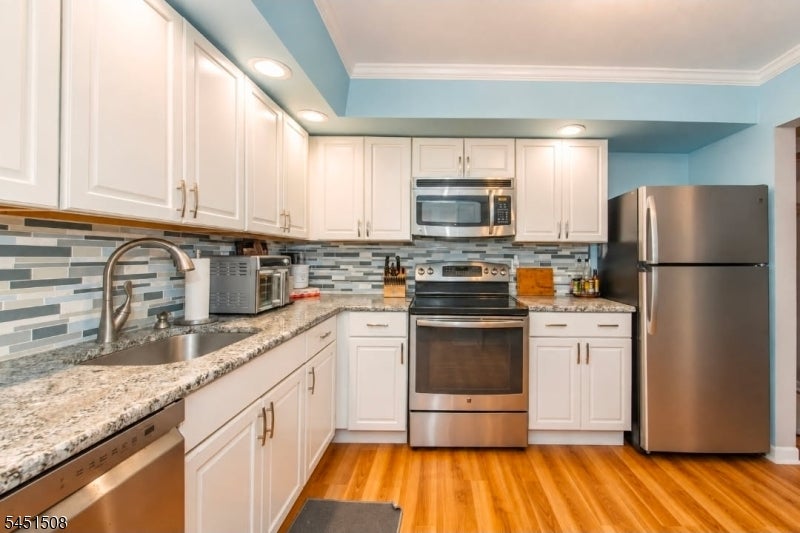 4 B-C Foxwood Dr C