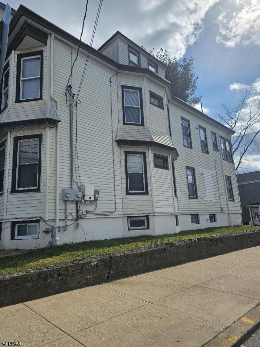 315 Haledon Ave