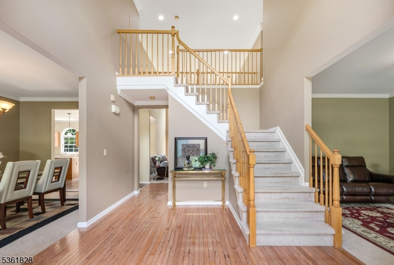 60 HILL HOLLOW ROAD