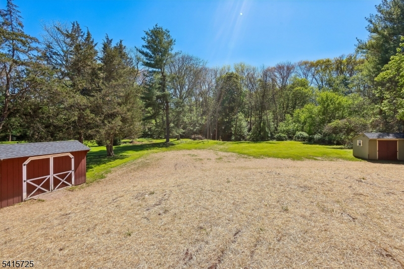 107 Readington Rd