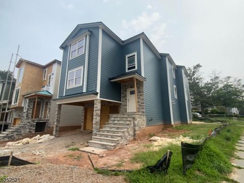 301 Chilton Elizabeth City NJ 07208