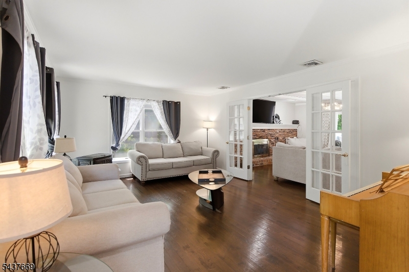 17 Grandview Ter