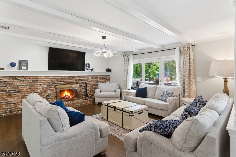 17 Grandview Ter