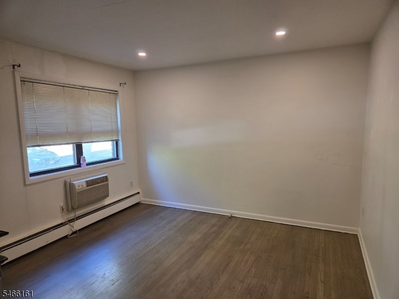 17F Colonial Dr 17F