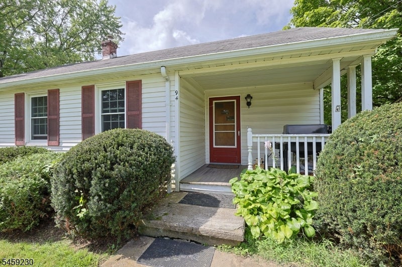 94 Broad St