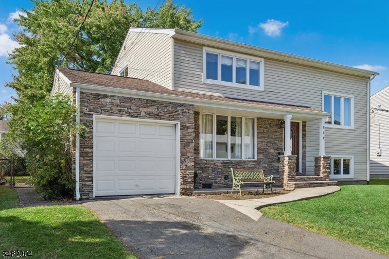 169 Harrison Ave