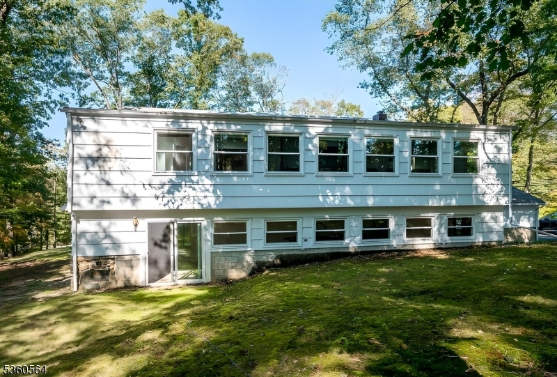 37 King George Rd
