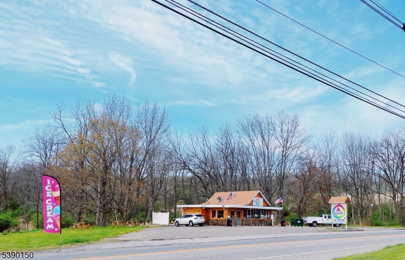 640 Lafayette Rd