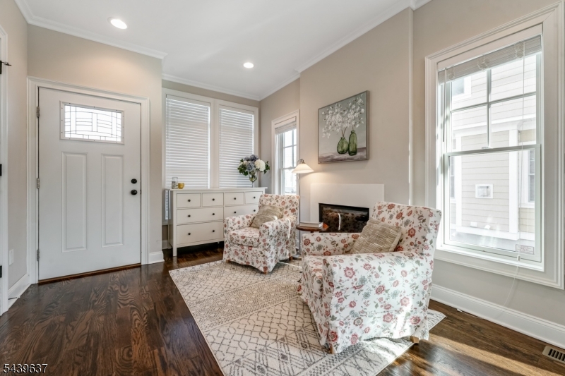 48A Mechanic St
