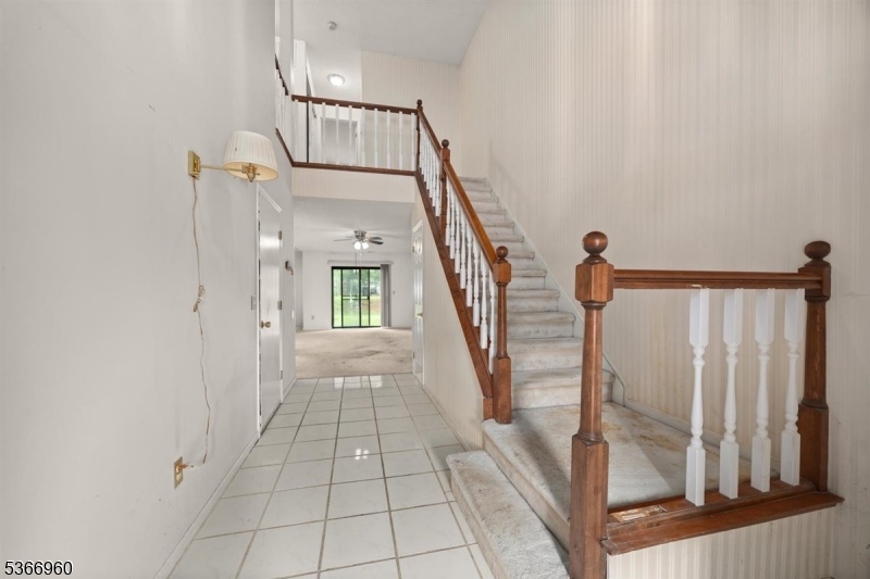 5 Howard Ct