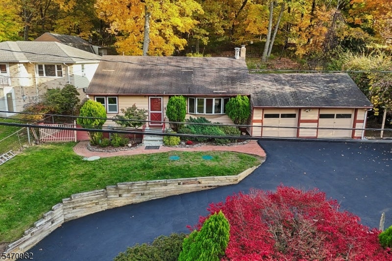 42 Monhegan Ave