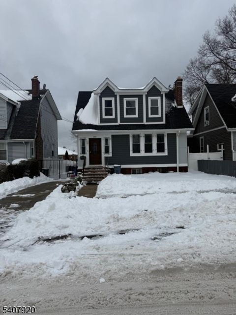 251 Nesbit Ter Irvington Twp. NJ 07111