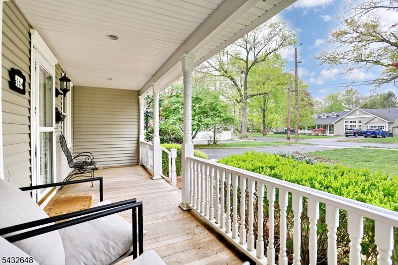 14 Chadwick Pl