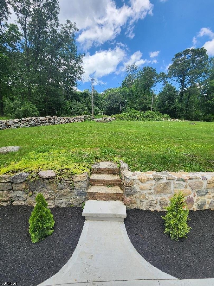 32 Teabo Rd
