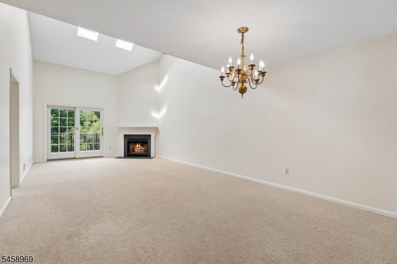 7 Davenport Pl