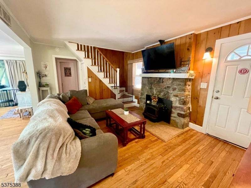122 Lakewood Dr