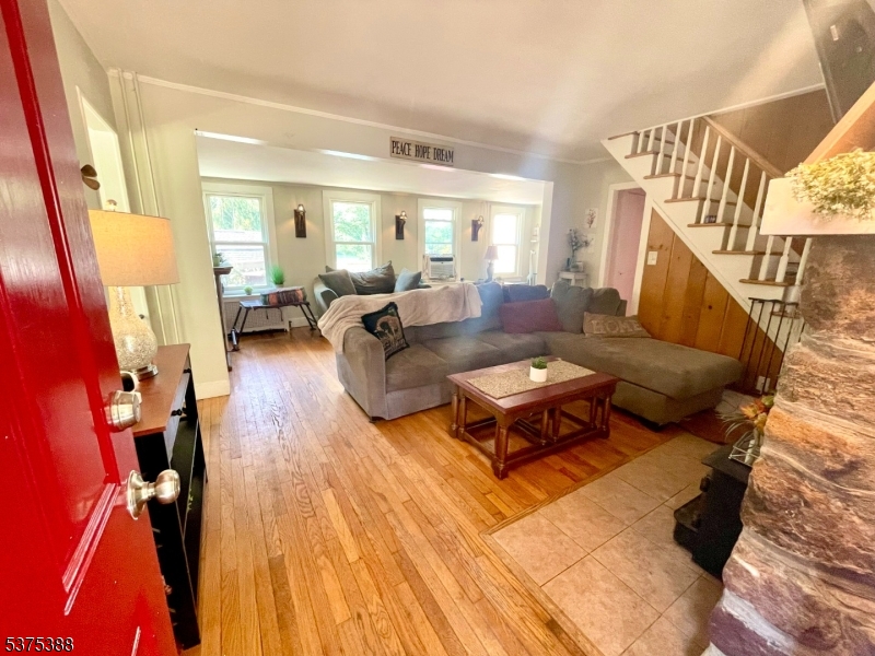 122 Lakewood Dr