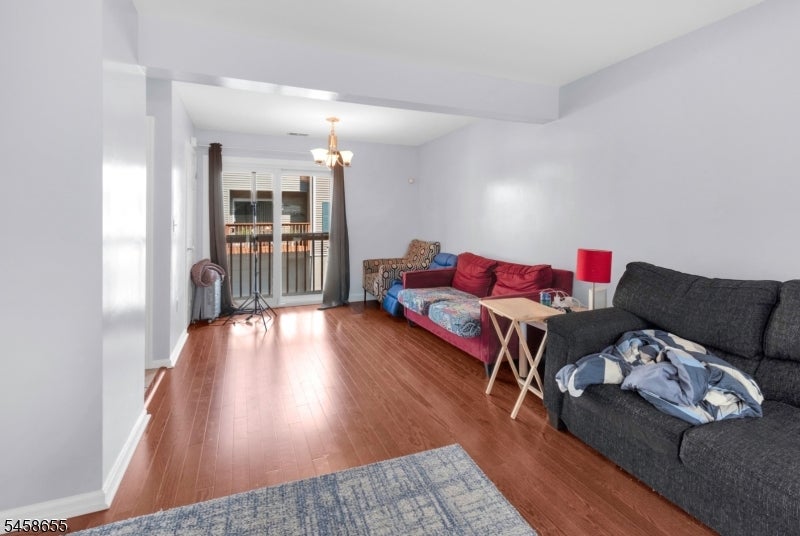 664 Irvington Ave 6