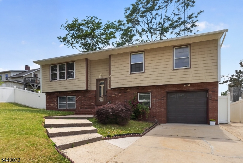 21 Ash Rd