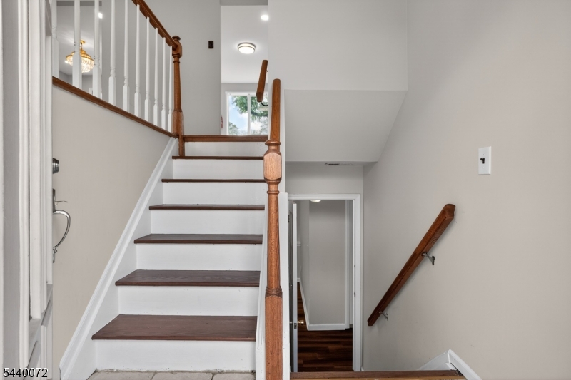 21 Ash Rd
