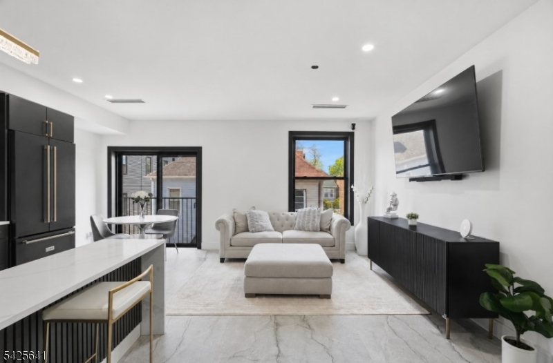 9 Minerva St 2