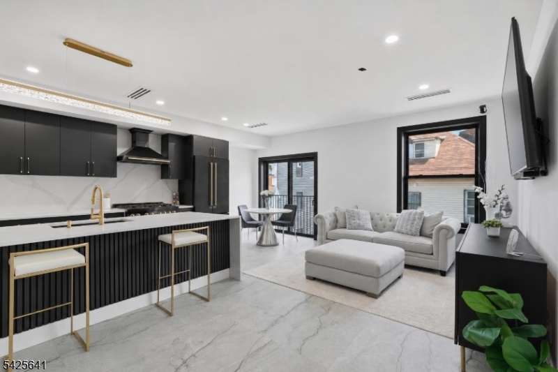 9 Minerva St 2