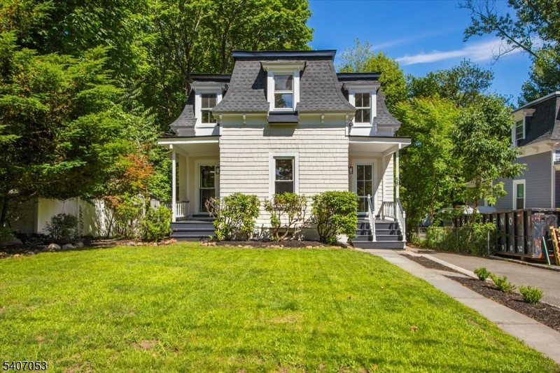58 Ridgeway Ave