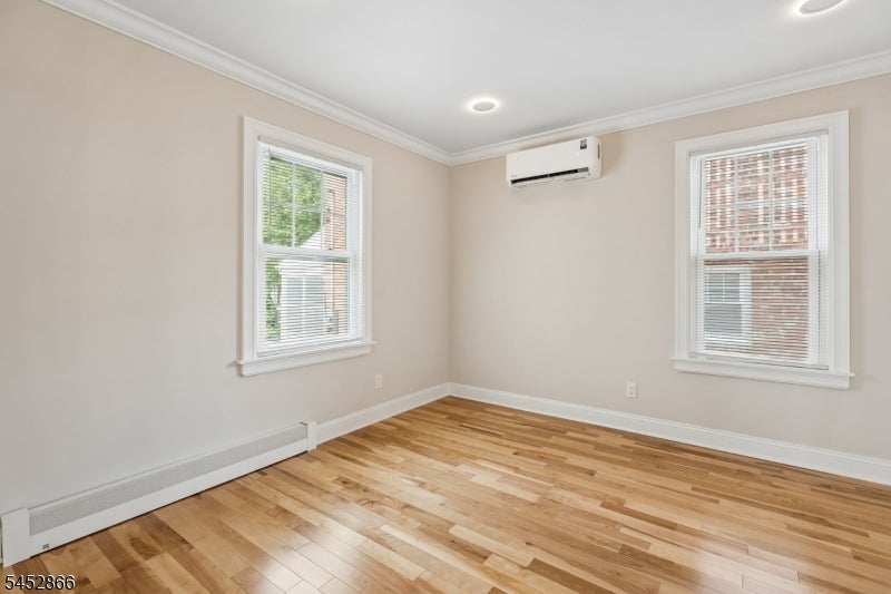57 Greenwood Ave UNIT 2 2