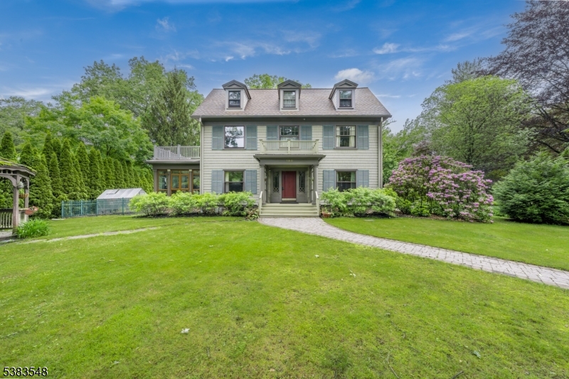 180 Franklin St