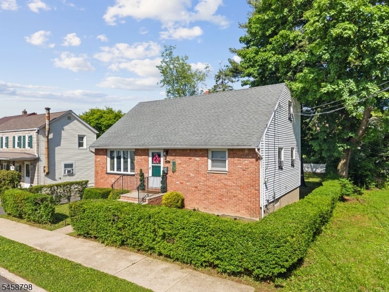506 Green St