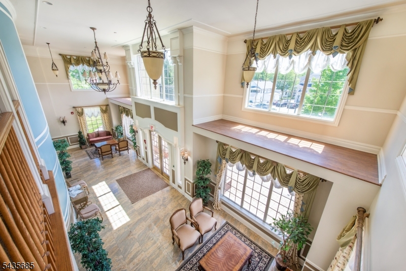 16 Main St - U1