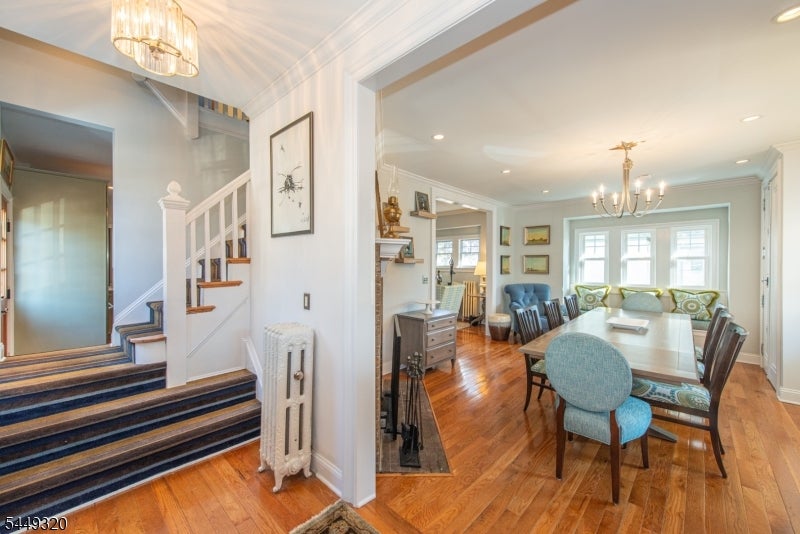 85 Evergreen Ave