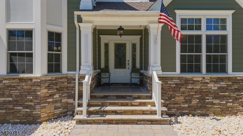 56 Beechwood Place