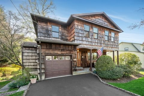 10 Woodmere Rd West Caldwell Twp. NJ 07006