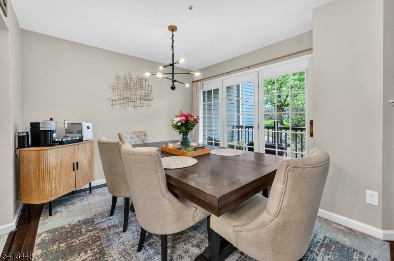 224 Cambridge Dr