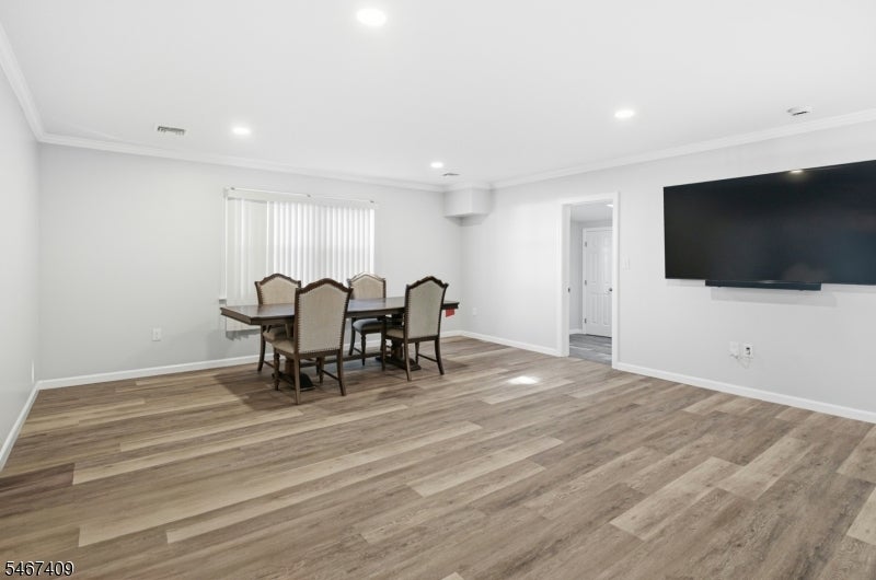 183 Greenwood Dr