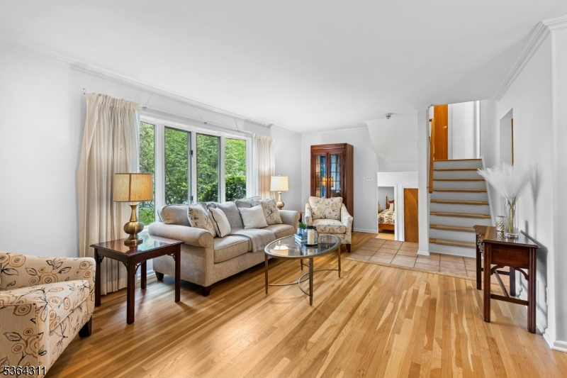 2242 Shawnee Path