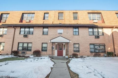 12 N End Dr 12 Secaucus Town NJ 07094