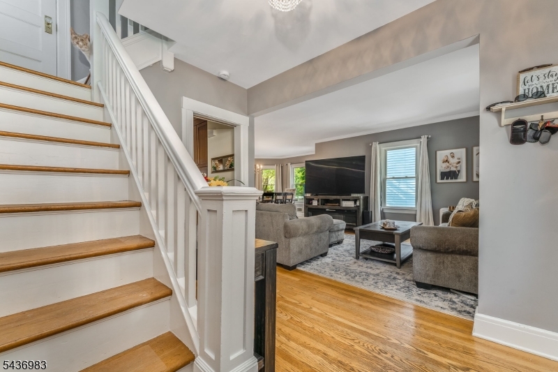 28 Codington Pl