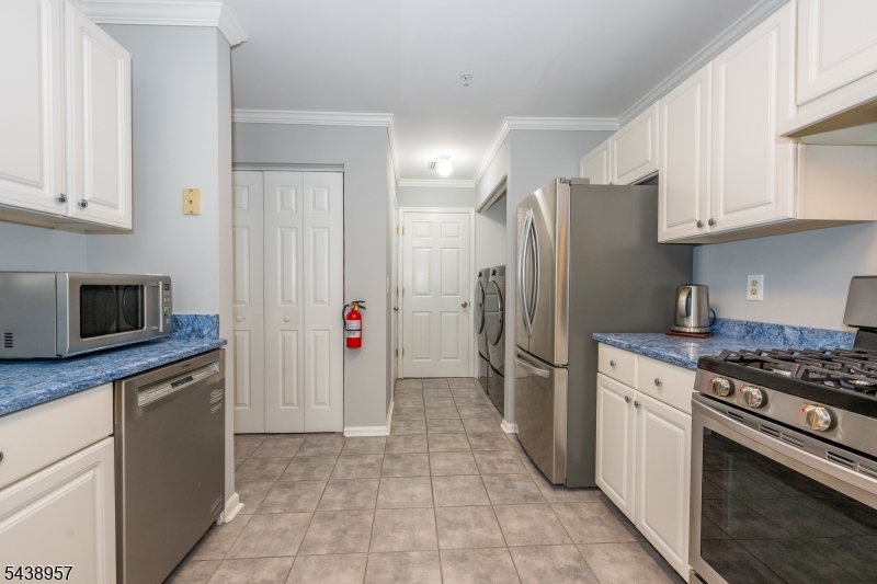 1006 Worthington Ct 1006