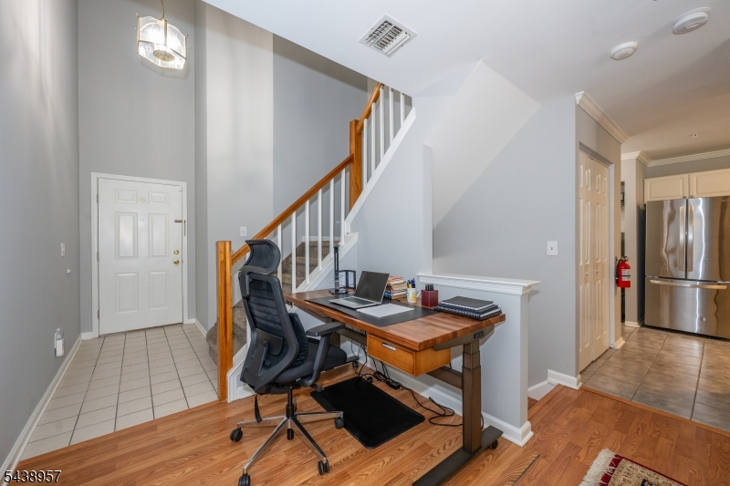 1006 Worthington Ct 1006