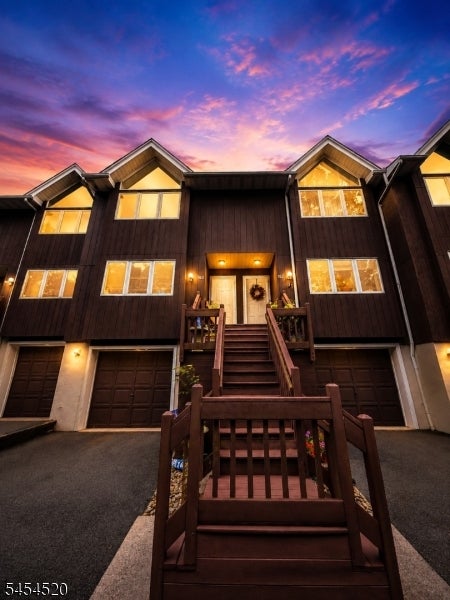 163 Marion Dr