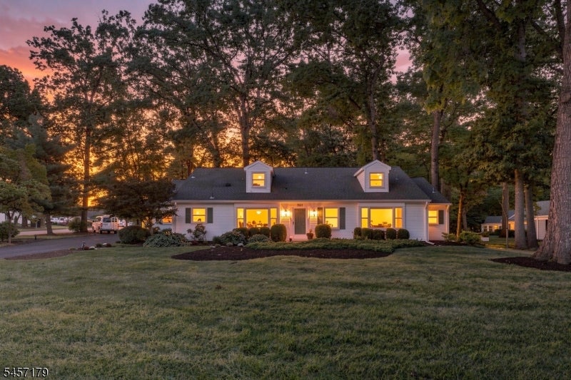 321A Sharon Way